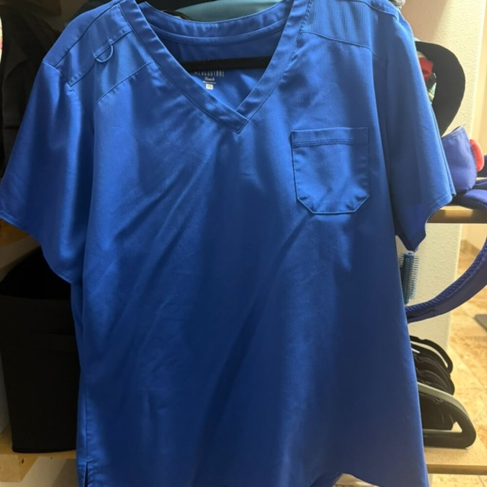MedCouture Scrub set